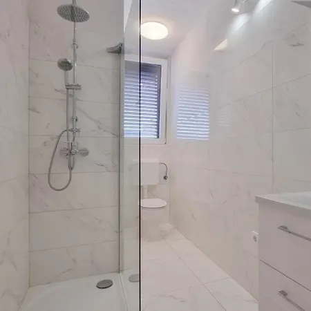 Bella Apartment Umag Exterior foto