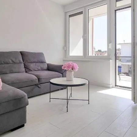 Bella Apartment Umag Exterior foto